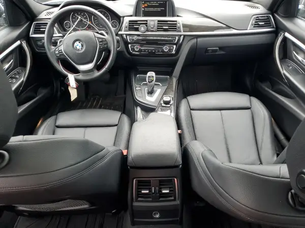 WBA8D9C32HA004586 2017 BMW 3ER - Image 8