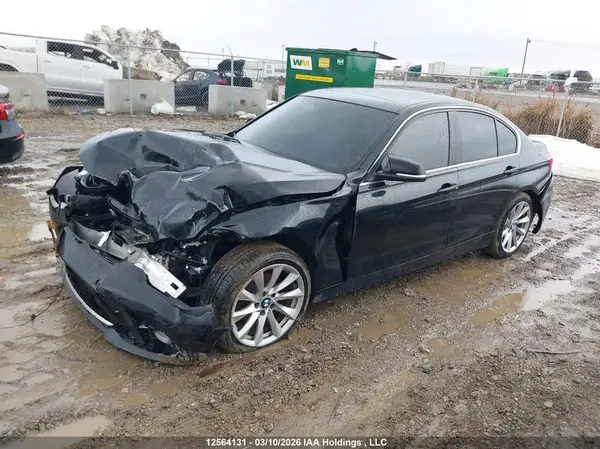 WBA8D9C32HA012302 2017 BMW 3ER - Image 2