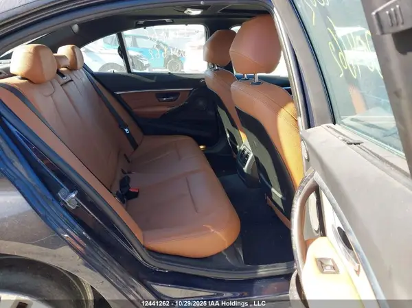 WBA8D9C33HA004662 2017 BMW 3ER - Image 8