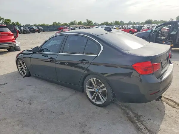 WBA8D9C34HA004251 2017 BMW 3ER - Image 2