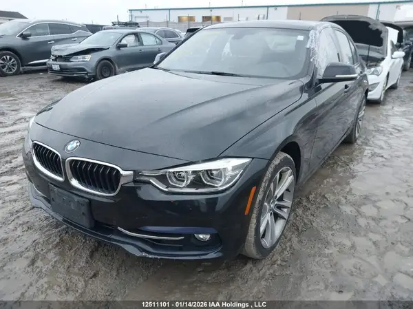 WBA8D9C34HA005285 2017 BMW 3ER - Image 2