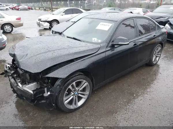 WBA8D9C34HA005576 2017 BMW 3ER - Image 2