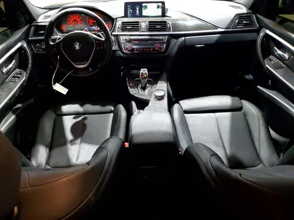 WBA8D9C34HA011524 2017 BMW 3ER - Image 8