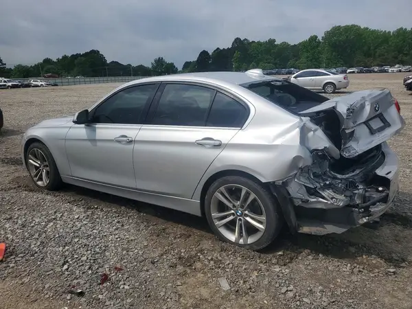 WBA8D9C35HA005764 2017 BMW 3ER - Image 2