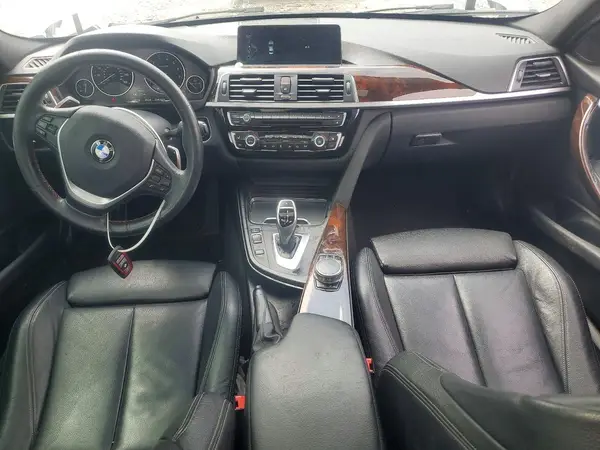WBA8D9C35HA005764 2017 BMW 3ER - Image 8