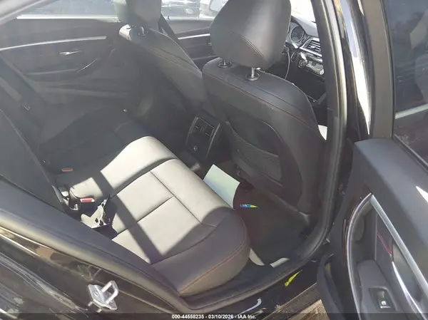 WBA8D9C35HA011841 2017 BMW 3ER - Image 8