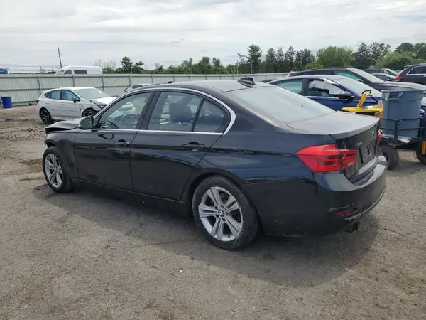 WBA8D9C36HA004882 2017 BMW 3ER - Image 2