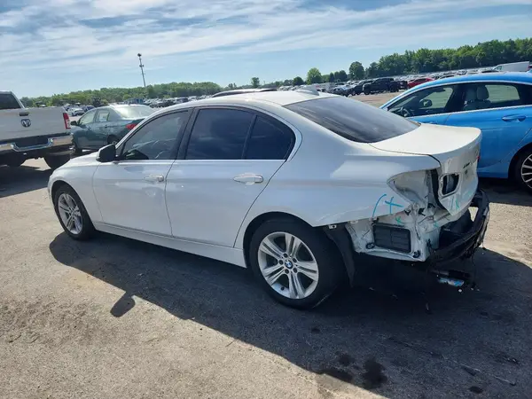WBA8D9C36HA005482 2017 BMW 3ER - Image 2