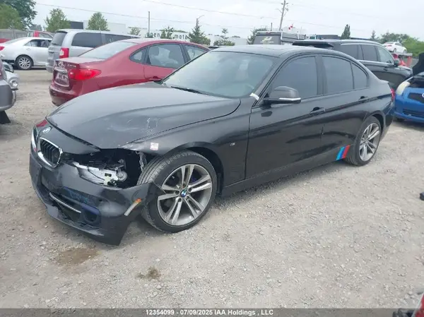 WBA8D9C36HA011556 2017 BMW 3ER - Image 2