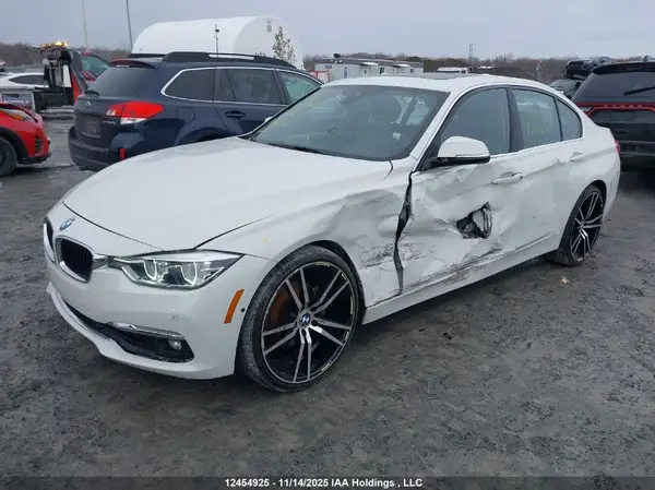 WBA8D9C36HA012125 2017 BMW 3ER - Image 2