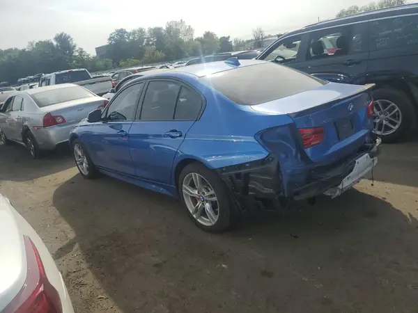 WBA8D9C37HA004826 2017 BMW 3ER - Image 2