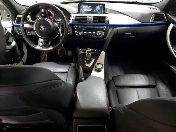 WBA8D9C37HA005586 2017 BMW 3ER - Image 8