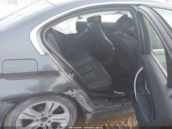 WBA8D9C37HA005958 2017 BMW 3ER - Image 8