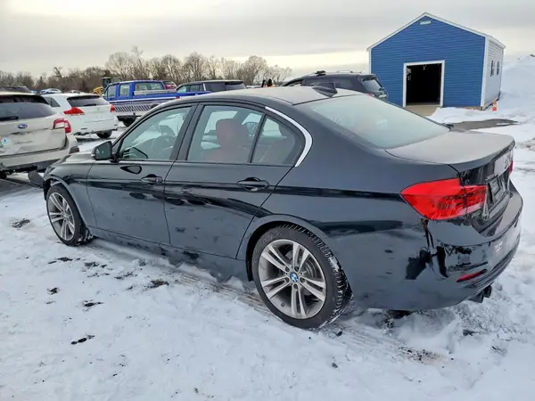 WBA8D9C37HA011016 2017 BMW 3ER - Image 2