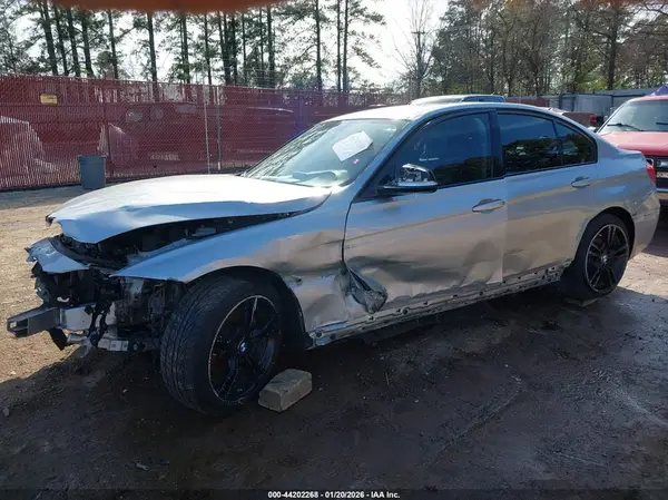 WBA8D9C37HA011162 2017 BMW 3ER - Image 2