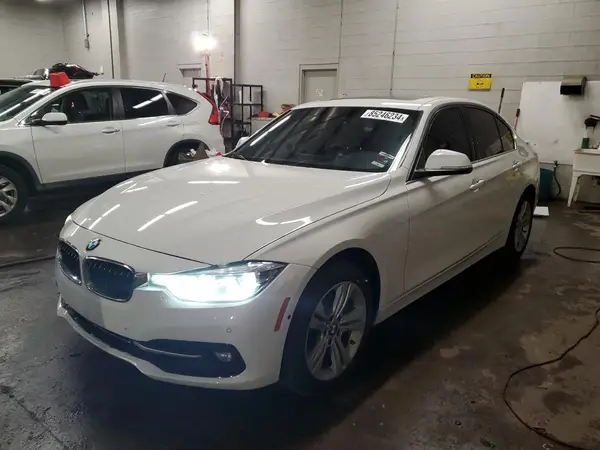 WBA8D9C38HA003975 2017 BMW 3ER - Image 1