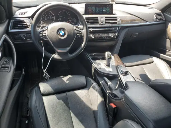 WBA8D9C38HA004785 2017 BMW 3ER - Image 8