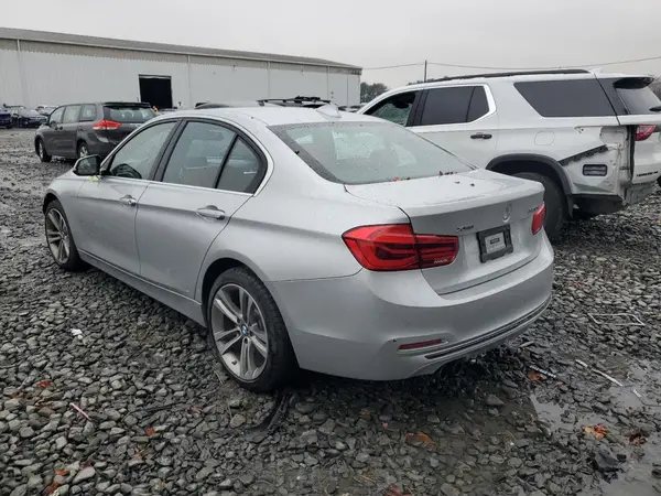 WBA8D9C38HA005127 2017 BMW 3ER - Image 2