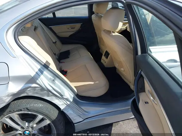 WBA8D9C38HA005306 2017 BMW 3ER - Image 8
