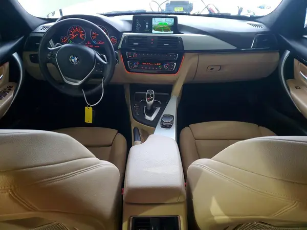 WBA8D9C38HA005418 2017 BMW 3ER - Image 8