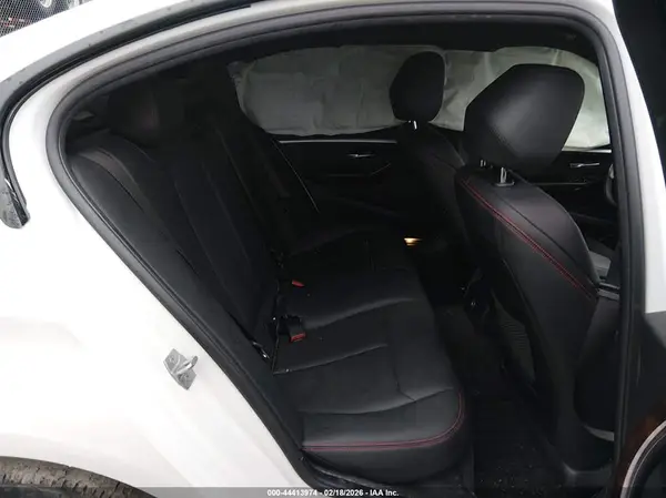 WBA8D9C38HA005502 2017 BMW 3ER - Image 8