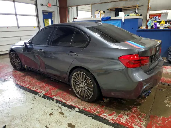 WBA8D9C38HA012014 2017 BMW 3ER - Image 2