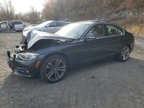 WBA8D9C38HA012157 2017 BMW 3ER - Image 1