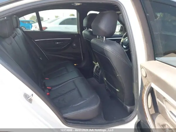 WBA8D9C38HA012336 2017 BMW 3ER - Image 8
