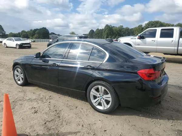 WBA8D9C39HA004441 2017 BMW 3ER - Image 2