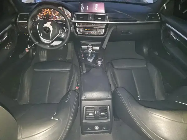 WBA8D9C39HA004858 2017 BMW 3ER - Image 8