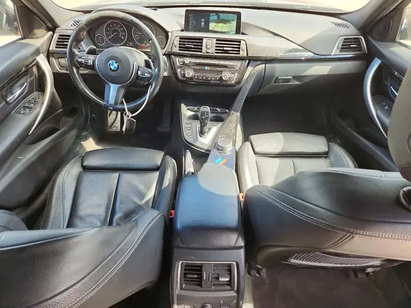 WBA8D9C39HA004956 2017 BMW 3ER - Image 8