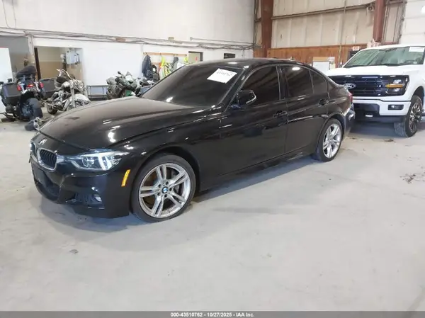 WBA8D9C39HA005007 2017 BMW 3ER - Image 2