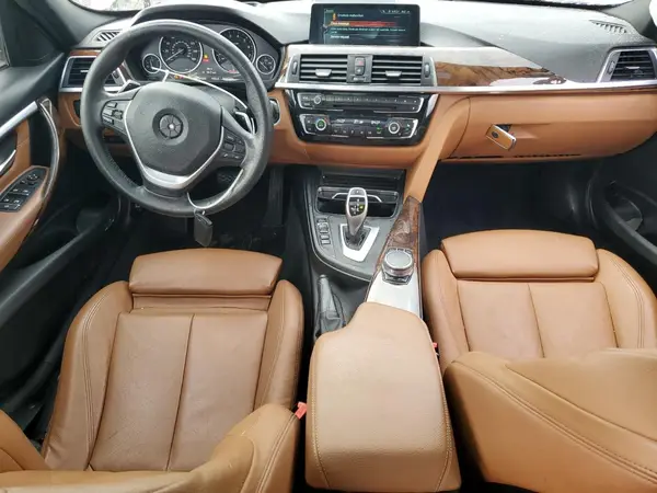 WBA8D9C3XHA004934 2017 BMW 3ER - Image 8