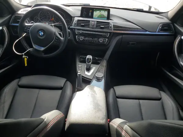 WBA8D9C3XHA005484 2017 BMW 3ER - Image 8