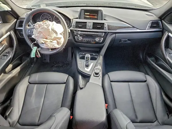 WBA8D9C3XHA011074 2017 BMW 3ER - Image 8