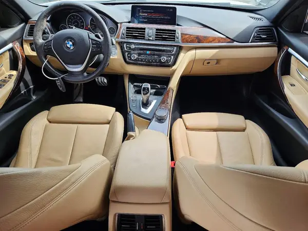 WBA8D9C3XHA011155 2017 BMW 3ER - Image 8
