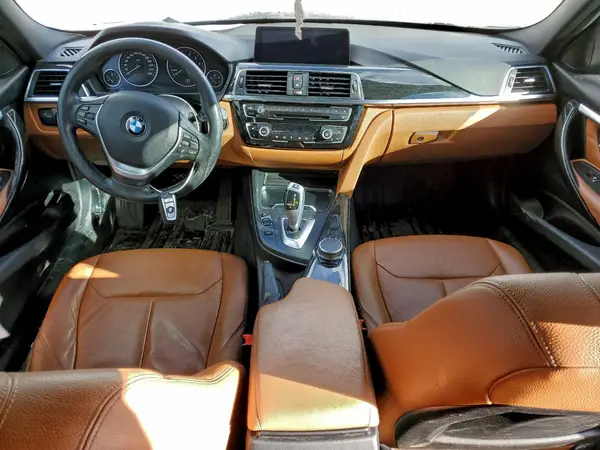 WBA8D9C3XHA011656 2017 BMW 3ER - Image 8