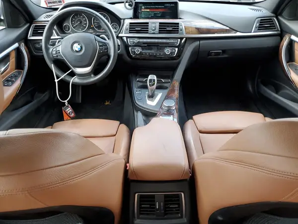 WBA8D9C3XHA012371 2017 BMW 3ER - Image 8