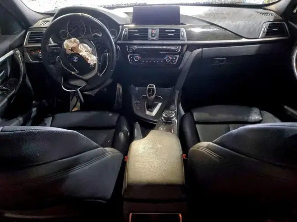 WBA8D9C50HK677887 2017 BMW 3ER - Image 8