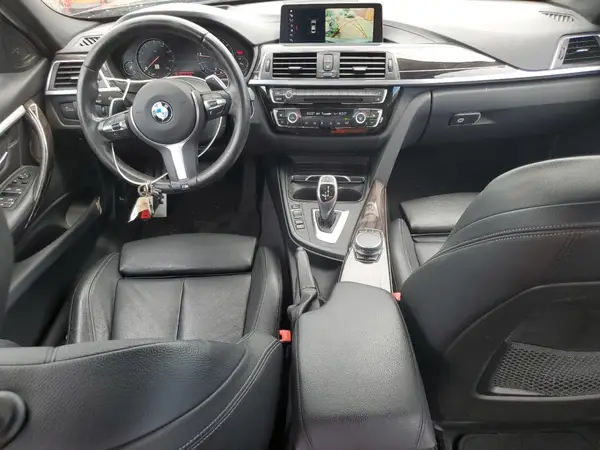 WBA8D9C50JA012757 2018 BMW 3ER - Image 8