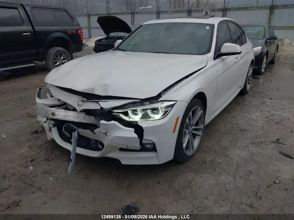 WBA8D9C50JA614283 2018 BMW 3ER - Image 2