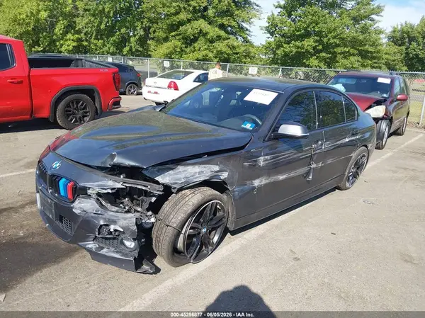 WBA8D9C50JEB34868 2018 BMW 3ER - Image 2