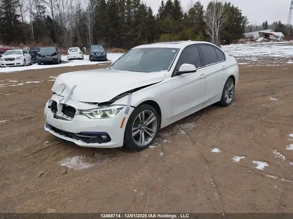 WBA8D9C50JEB35048 2018 BMW 3ER - Image 2