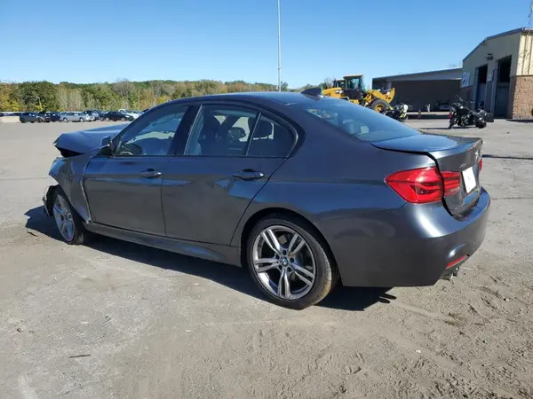 WBA8D9C50JEM32608 2018 BMW 3ER - Image 2