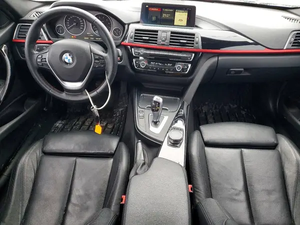 WBA8D9C51JA013349 2018 BMW 3ER - Image 8