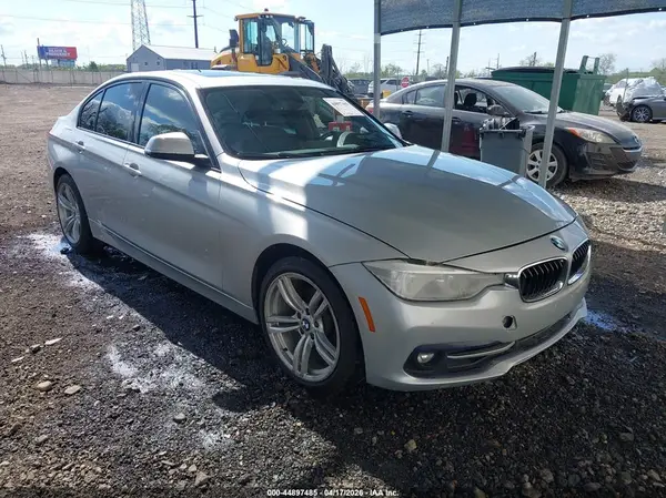 WBA8D9C51JA614695 2018 BMW 3ER - Image 1