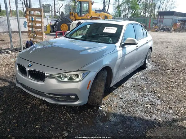 WBA8D9C51JA614695 2018 BMW 3ER - Image 2