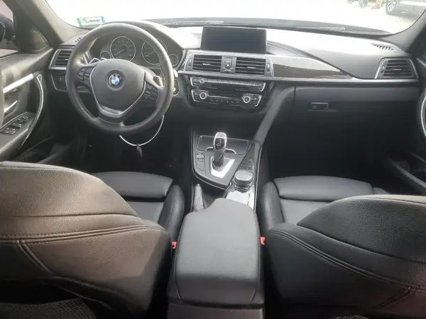WBA8D9C51JA616379 2018 BMW 3ER - Image 8