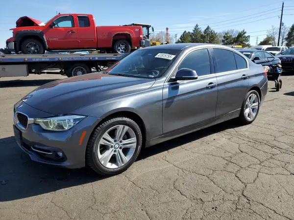 WBA8D9C51JEB35401 2018 BMW 3ER - Image 1