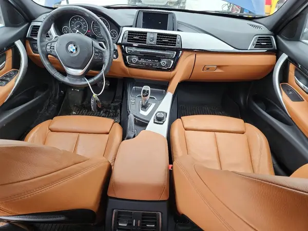 WBA8D9C51JEM32956 2018 BMW 3ER - Image 8